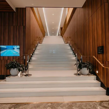 Homewood Suites By Hilton Montreal Midtown-3