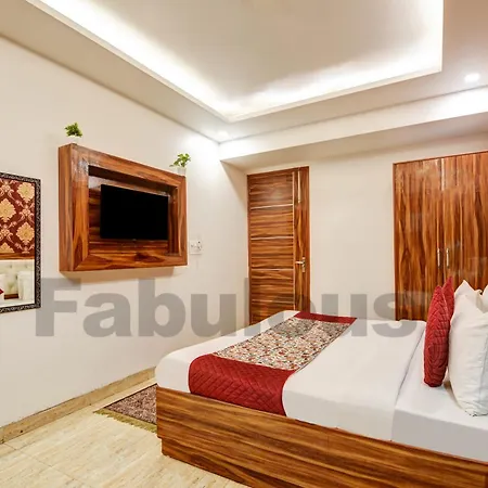 Hotel Fabulous - Delhi International Airport-3