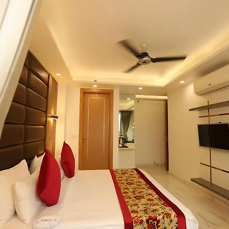 Hotel Keshav Residency - Medicity Gurugram, Near Medanta Hospital, Pure Vegetarian-2