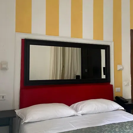 Hotel Center 2-2