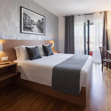 Torre Antica Venice Airport Hotel-2
