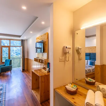 The 14 Gables, A Boutique Stay, Manali - Pet Friendly - Balcony Rooms - Crown Palace-2