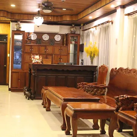 Lux Hotel-2