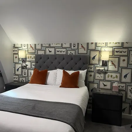 Chequers Lodge- Dalton-In- Furness- Self Check In- For Professionals And Tourists-2