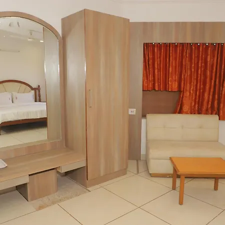 Hotel Galaxy Surat-3