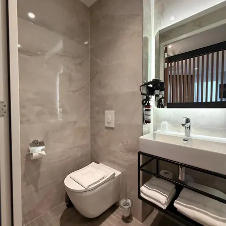 Ozo Hotels Antares Amsterdam Schiphol Airport-2