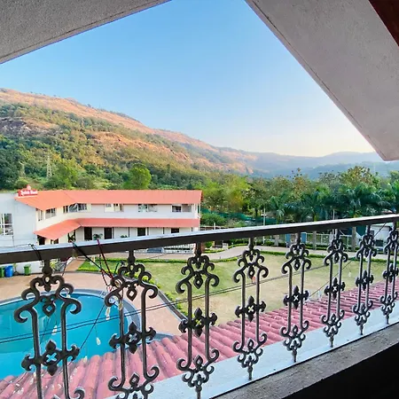 The Grand Leela Resort-2
