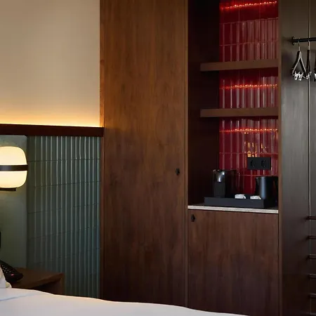 Duo Hotel Lisbon, Curio Collection By Hilton-2