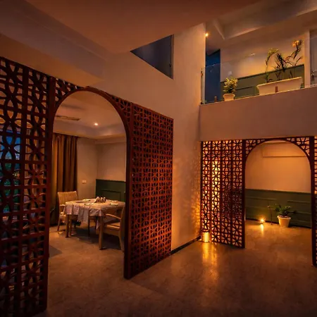 Phoenix Unmatched Comfort - Hotel Near Fateh Sagar Lake Udaipur-2