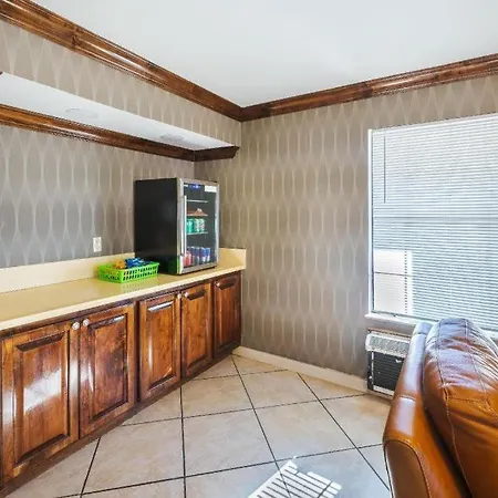 Super 8 By Wyndham Jackson Ms Near The Fairgrounds-2