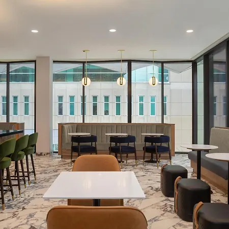 Hampton Inn By Hilton Calgary Downtown-2