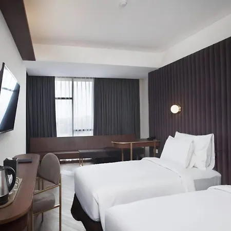 Bono Hotel by ARTOTEL - Pekanbaru-2