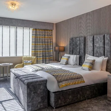 Daresbury Park Hotel-3