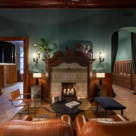 The Benjamin House-3