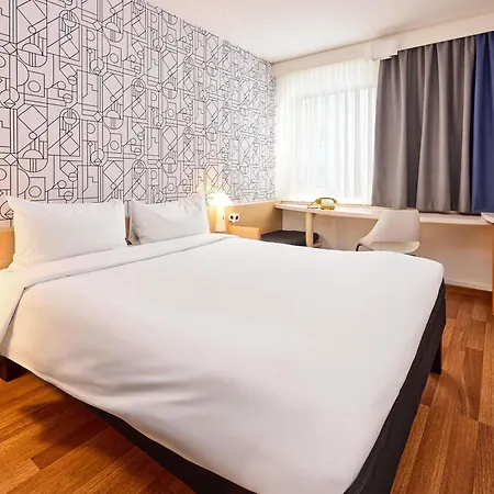 ibis Hotel Düsseldorf Hauptbahnhof-2