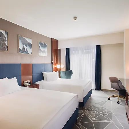 Doubletree By Hilton Hotel Cluj - City Plaza-2