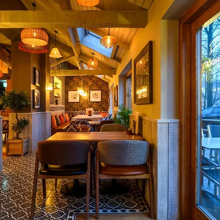 The Old Bridge Inn, Holmfirth, West Yorkshire - The Coaching Inn Group-2