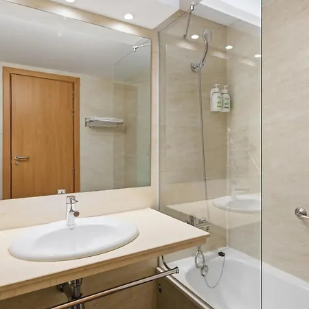 B&B HOTEL Tarragona Valls-2