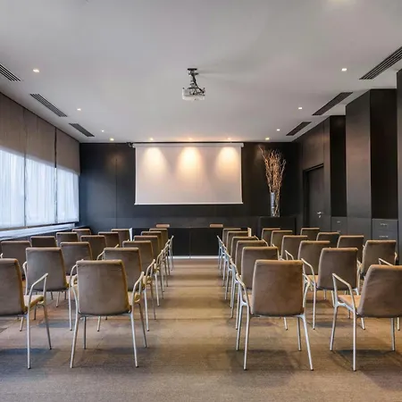 Ac Hotel Padova By Marriott-3