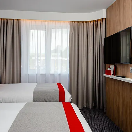 Holiday Inn Express Canterbury By Ihg-2