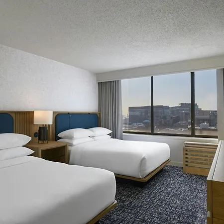 Sheraton Philadelphia University City Hotel-3