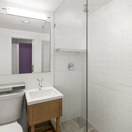 Townhouse Hotel-2