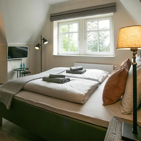 Schlosshotel&Dependance-Himmelreich Braunfels-3