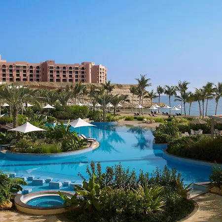 Hilton Muscat Al Bandar-2