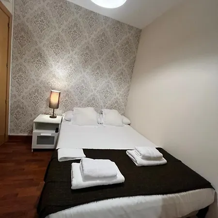 Thc Gran Via Hostel-3