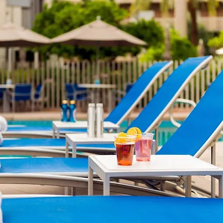 Doubletree Suites By Hilton Phoenix-2