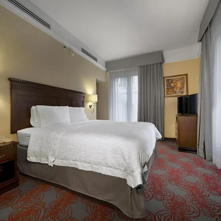 Hampton Inn & Suites Mexico City - Centro Historico-3