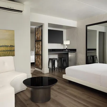 The Clarendon Hotel & Spa, BW Signature Collection (Adults Only)-2