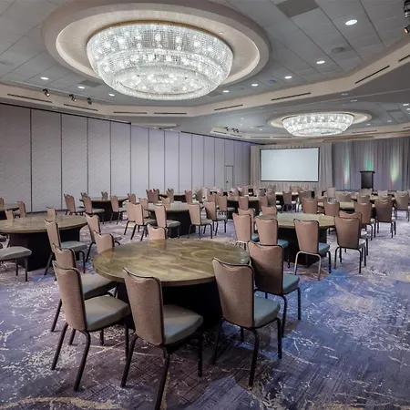 Hilton Charlotte Uptown-2