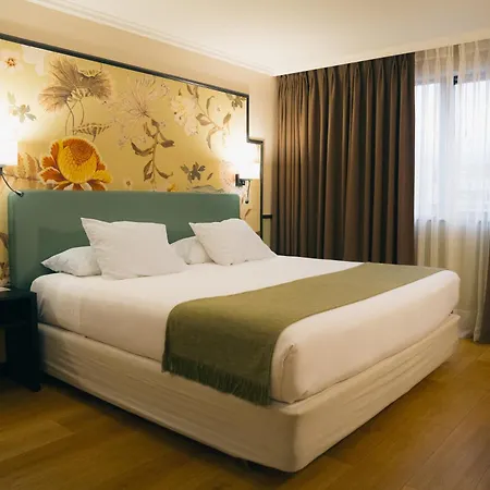 Hotel Director Vitacura-2
