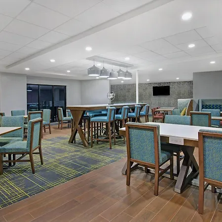 Hampton Inn Westfield-2