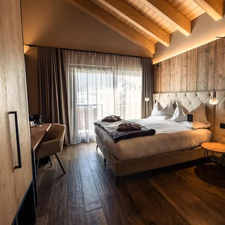 Paradise Lodge-2