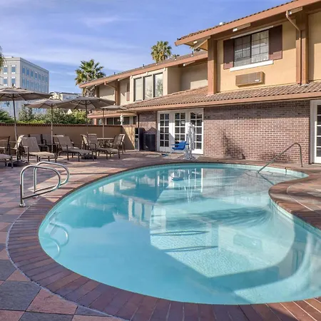 Surestay Plus Hotel By Best Western Mountain View-2