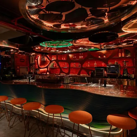Kin Hotel Ly Tu Trong Edition-2