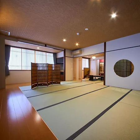 Gion Shinmonso-3