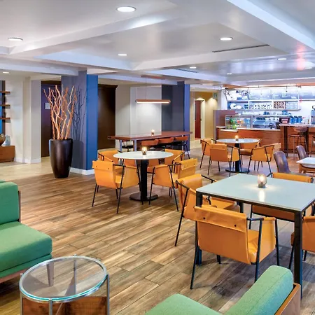 Courtyard By Marriott Columbia Northeast/Fort Jackson Area-2