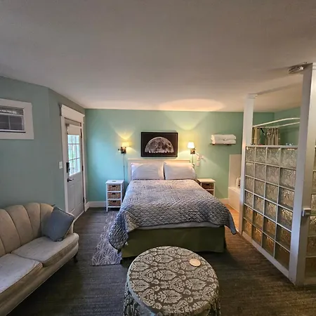 Heartwood Inn-3