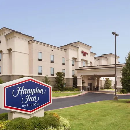 Hampton Inn Siloam Springs-3