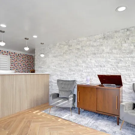 Signature Inn Medford Downtown - Newly Renovated-3