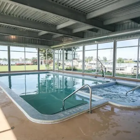 Holiday Inn Grand Haven-Spring Lake By Ihg-2