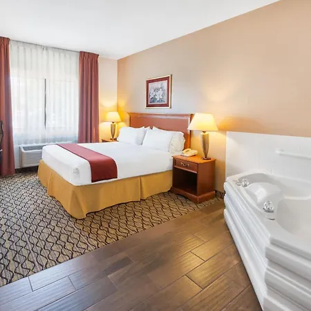 Baymont By Wyndham Chelsea-3