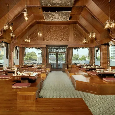 Royal Orchid Sheraton Riverside Hotel Bangkok-2