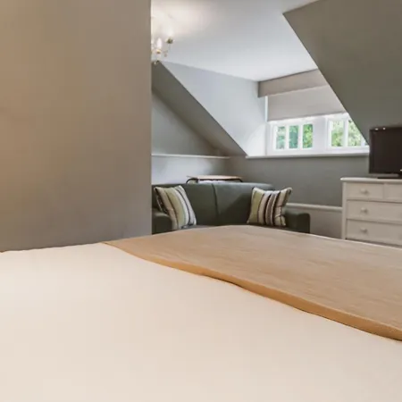 Briery Wood Hotel-3