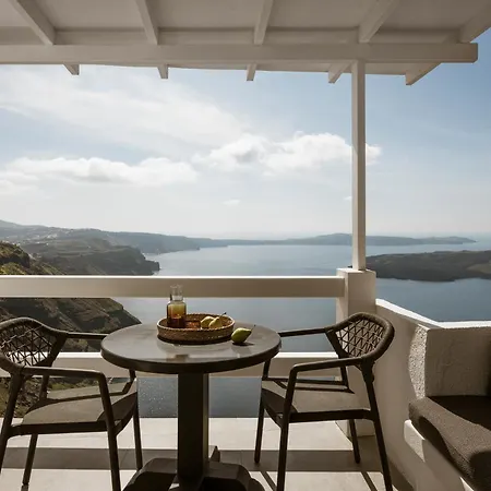 Aqua Luxury Suites by NOMÉE Hospitality Group-3