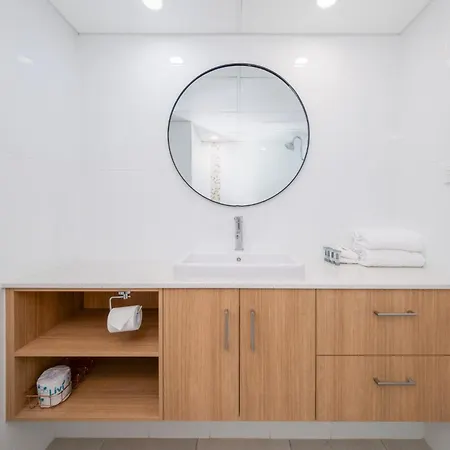 Bayview Tower-2