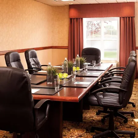 Country Inn & Suites By Radisson, Milwaukee West Brookfield , Wi-2